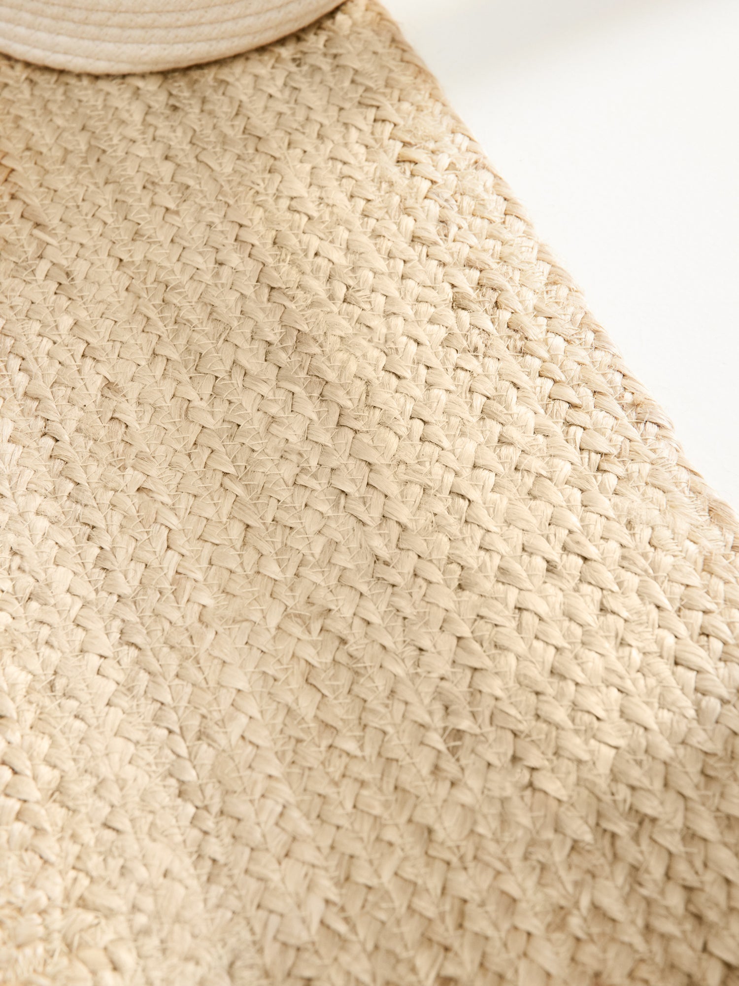 SARILA JUTE TÆPPE, 106222 NATUR-HVID