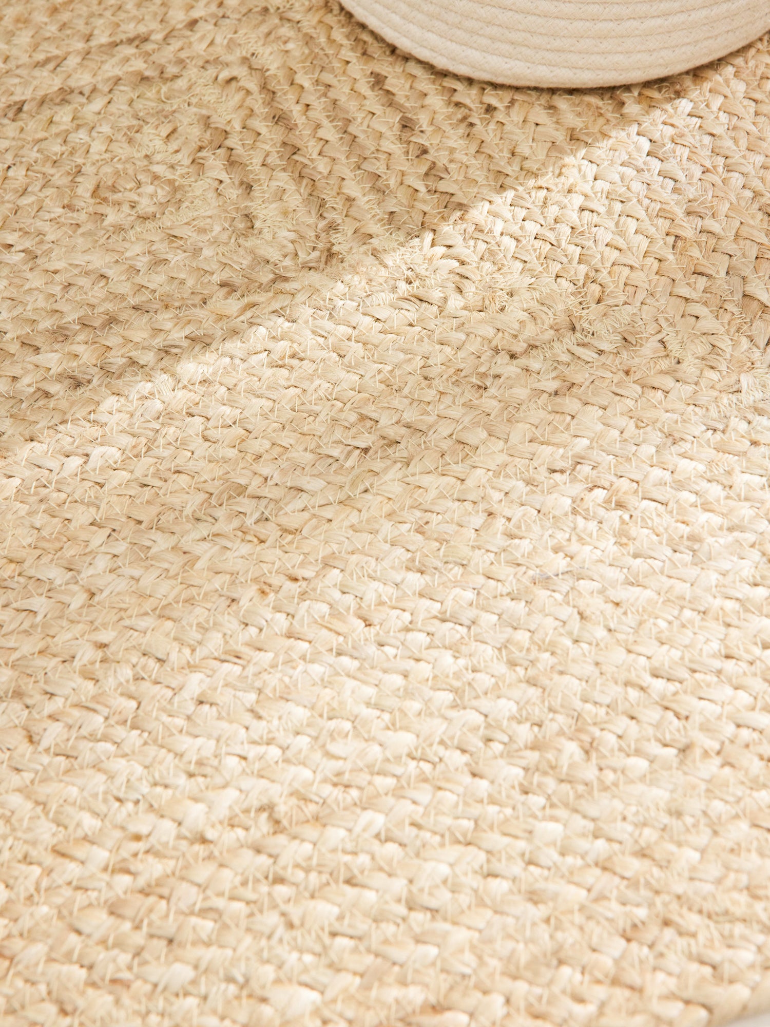 SARILA JUTE TÆPPE, 106222 NATUR-HVID
