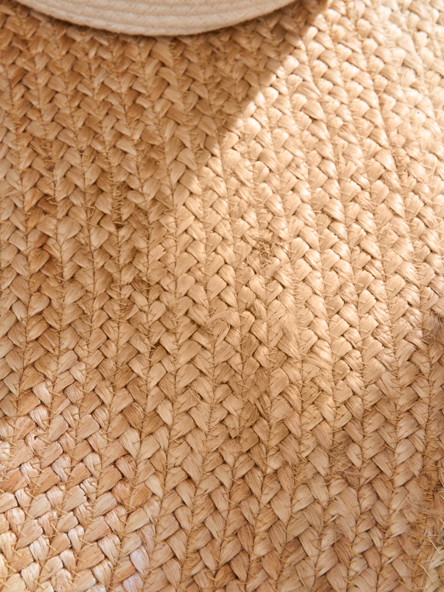 JUTZA JUTE TÆPPE, 106225 IVORY-GYLDEN