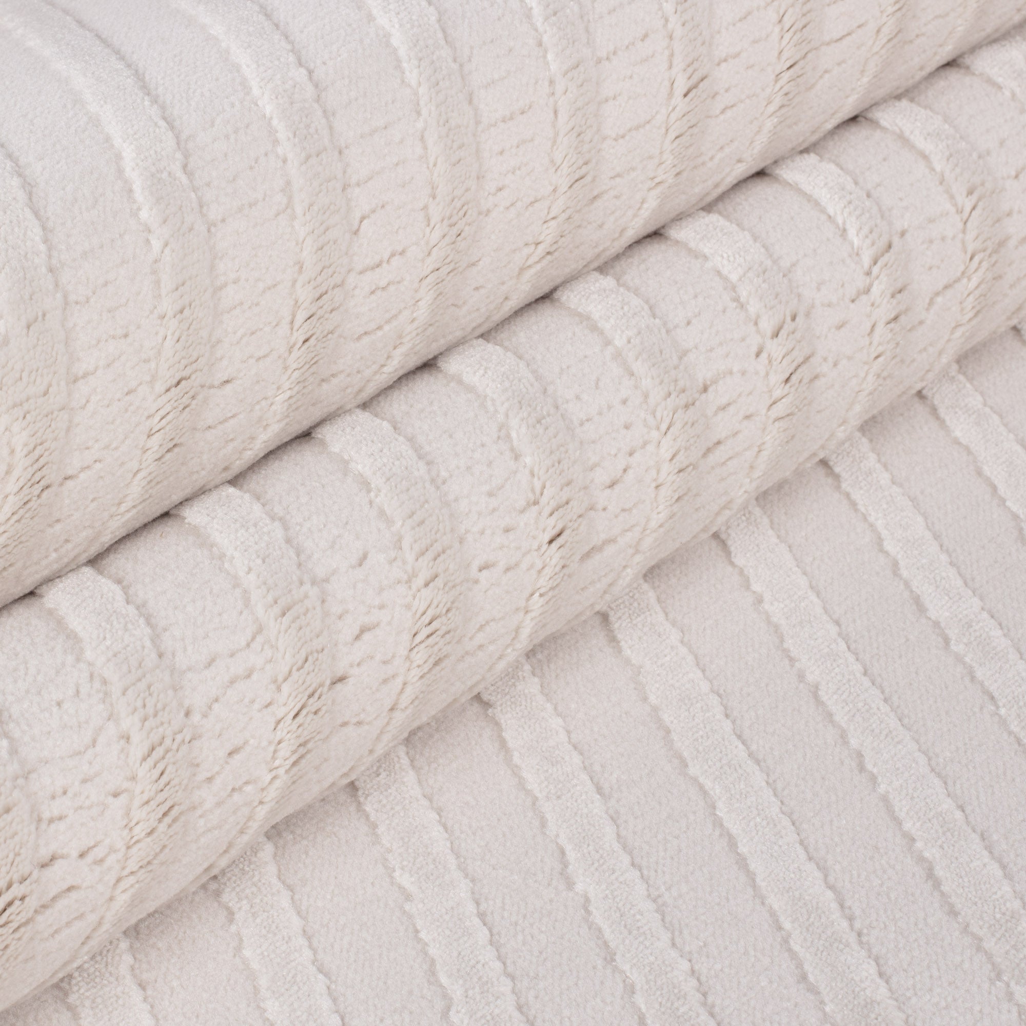 MODERNE TÆPPE SARAH, 1115 CREME