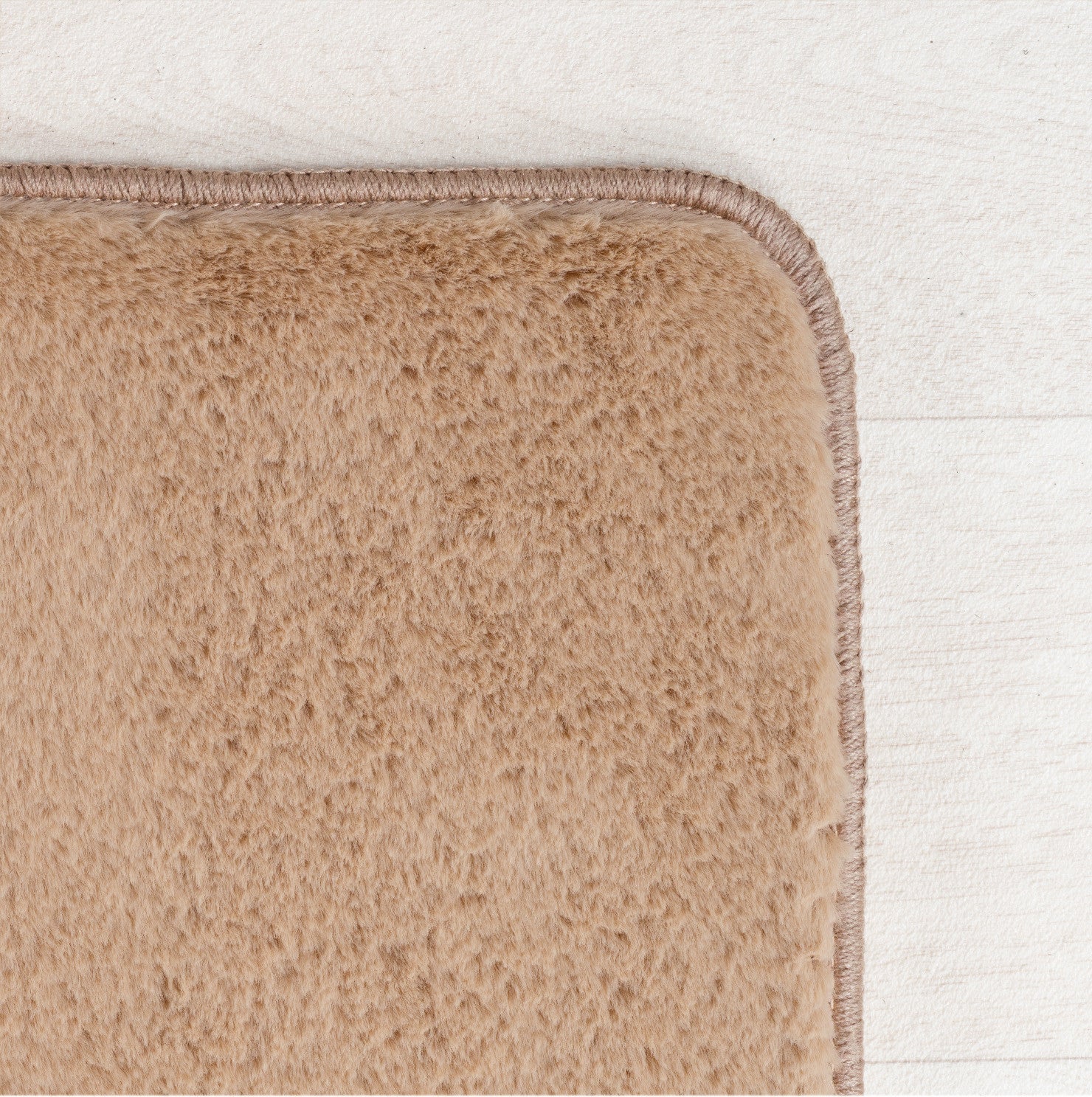 JOIE ENSFARVET VASKBART TÆPPE, 400 BEIGE