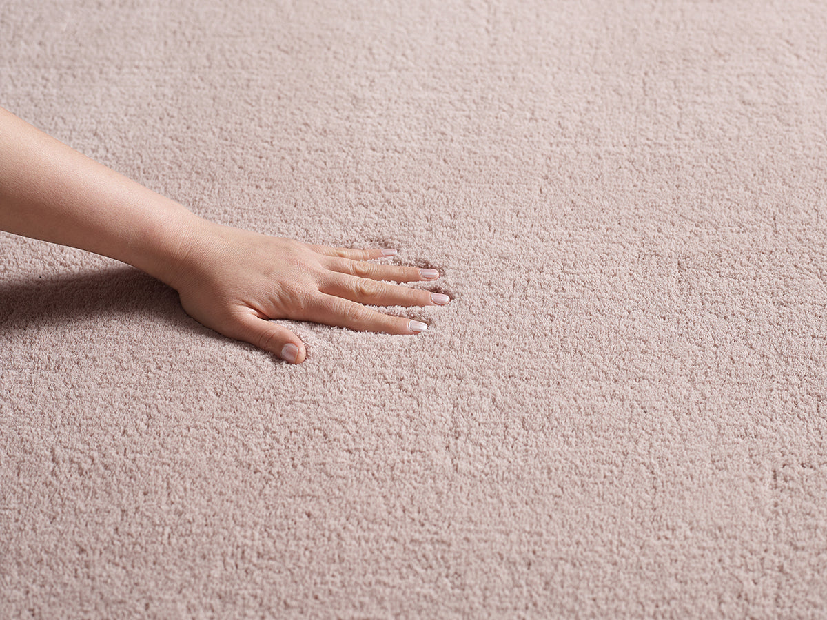 LOFT ENSFARVET TÆPPE, 42 56-BLUSH