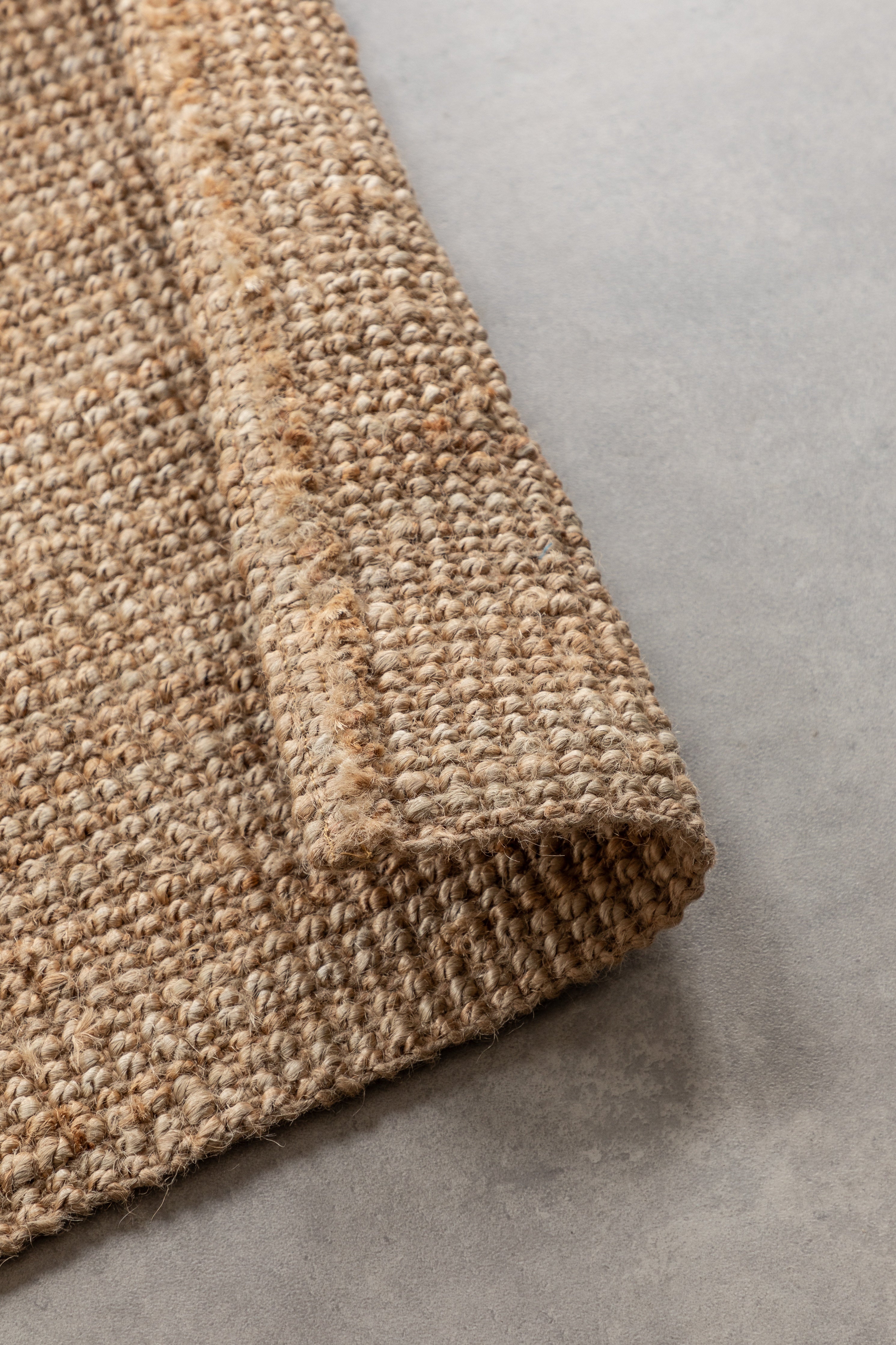 BOUCLE JUTE TÆPPE, NATURLIG GYLDEN - 105974