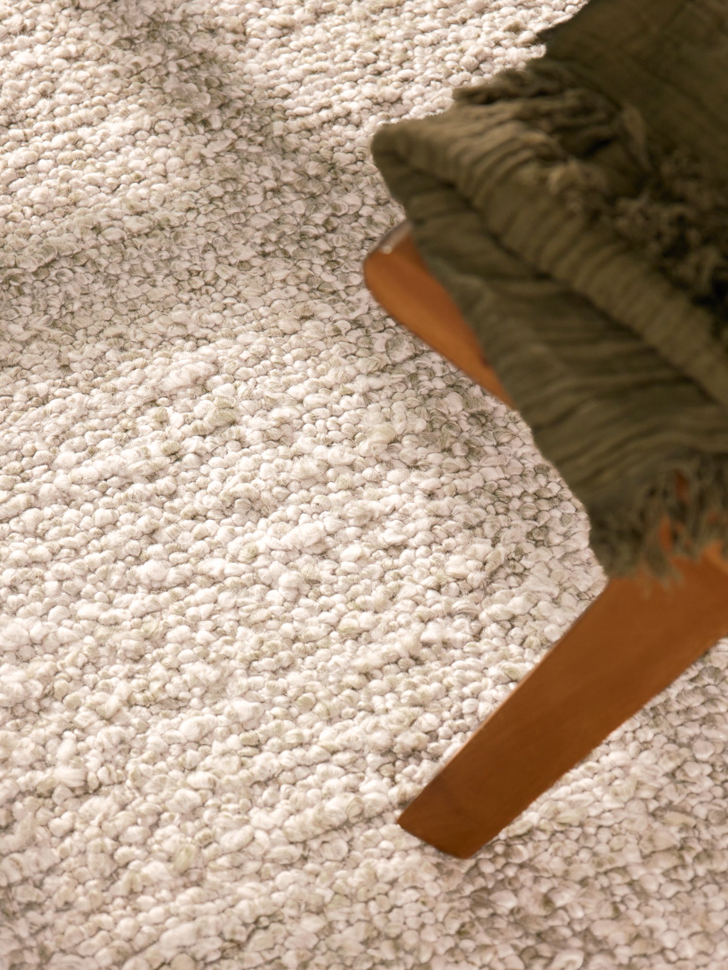 TED BAKER NOTTING HILL SOFT BOUCLE KORTLUVET TÆPPE, PORTOBELLO CREME-BEIGE