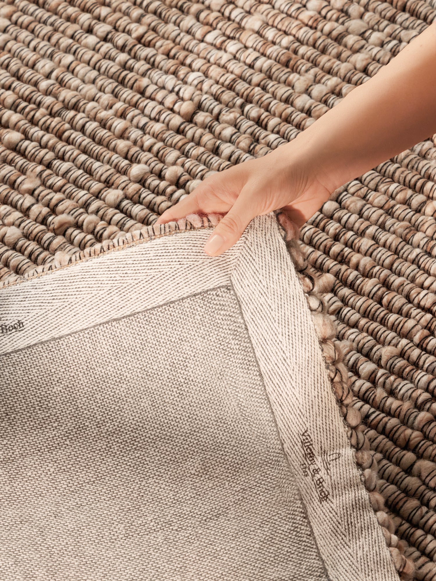 VILLEROY & BOCH 1852 BOUCLÉ-TÆPPE WILMA BEIGE MULTIFARVET