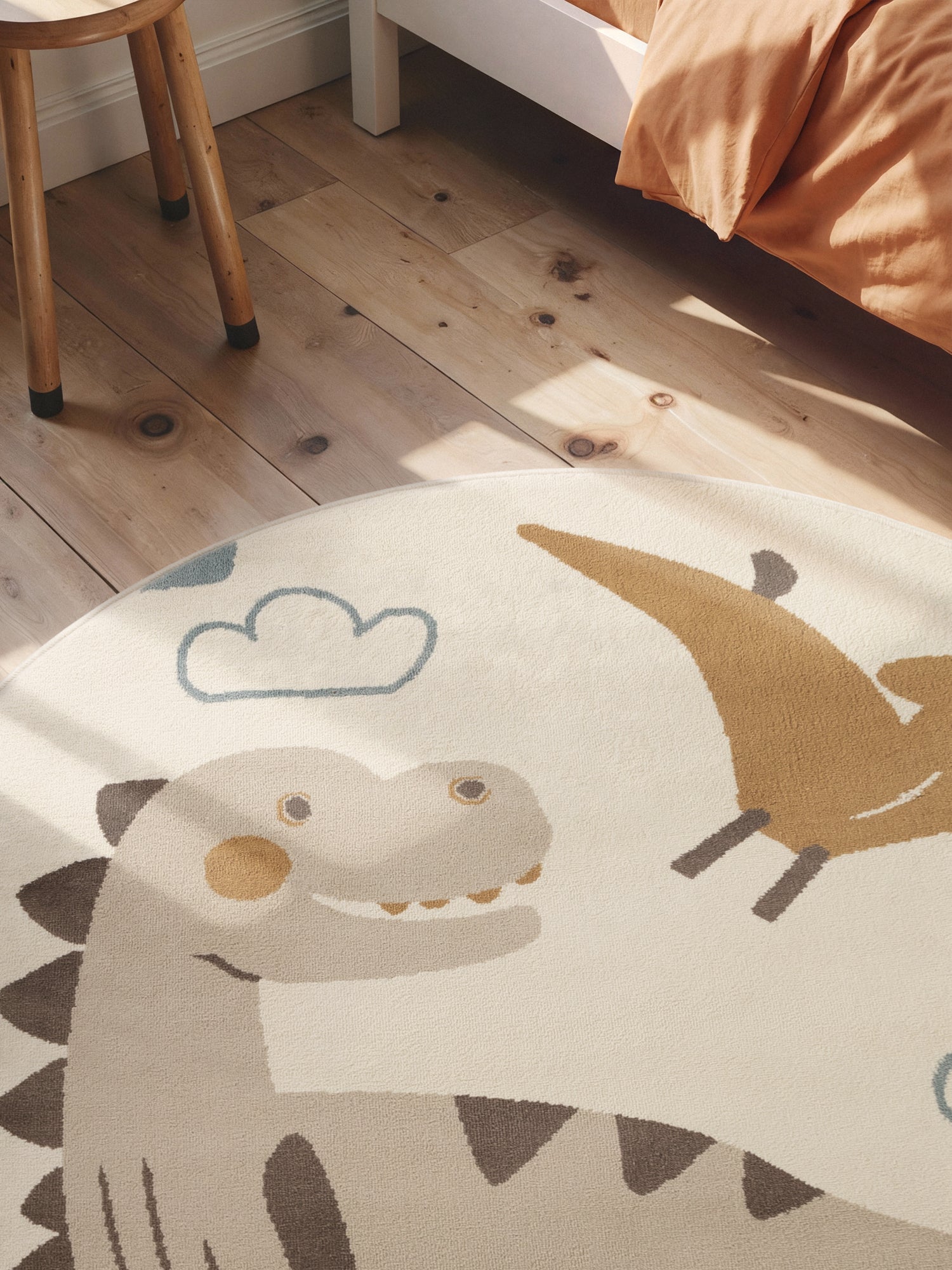 EVENTYR BØRNETÆPPE DINO, CREME MULTI