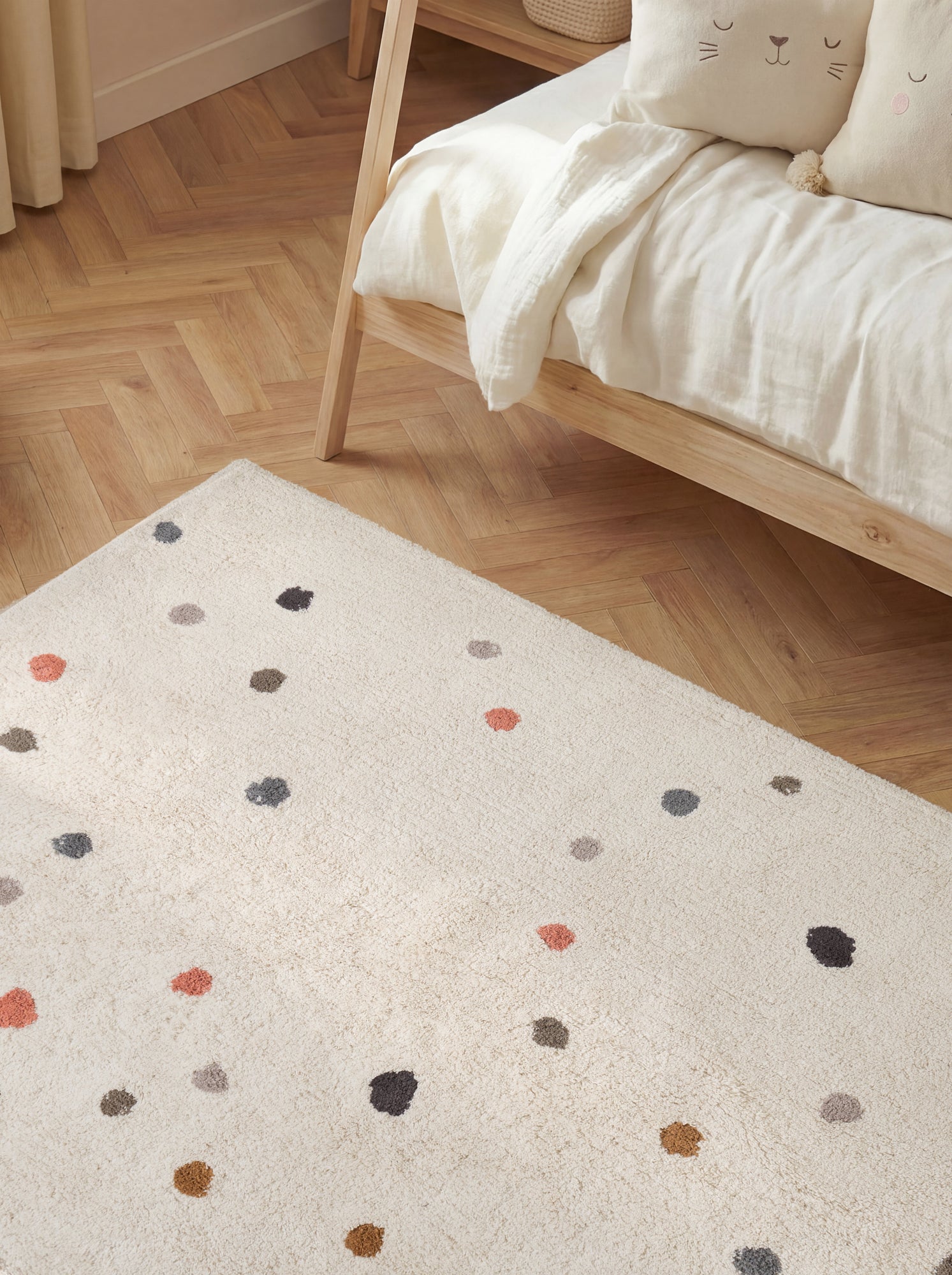 SNUGGLE BØRNETÆPPE, PIPPO CREME MULTI