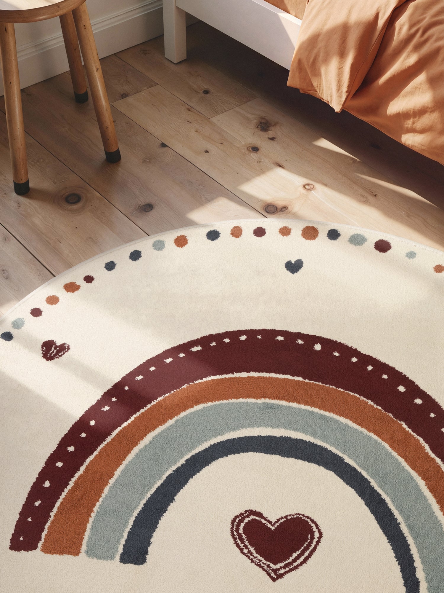 EVENTYR BØRNETÆPPE LUVY, CREME MULTI