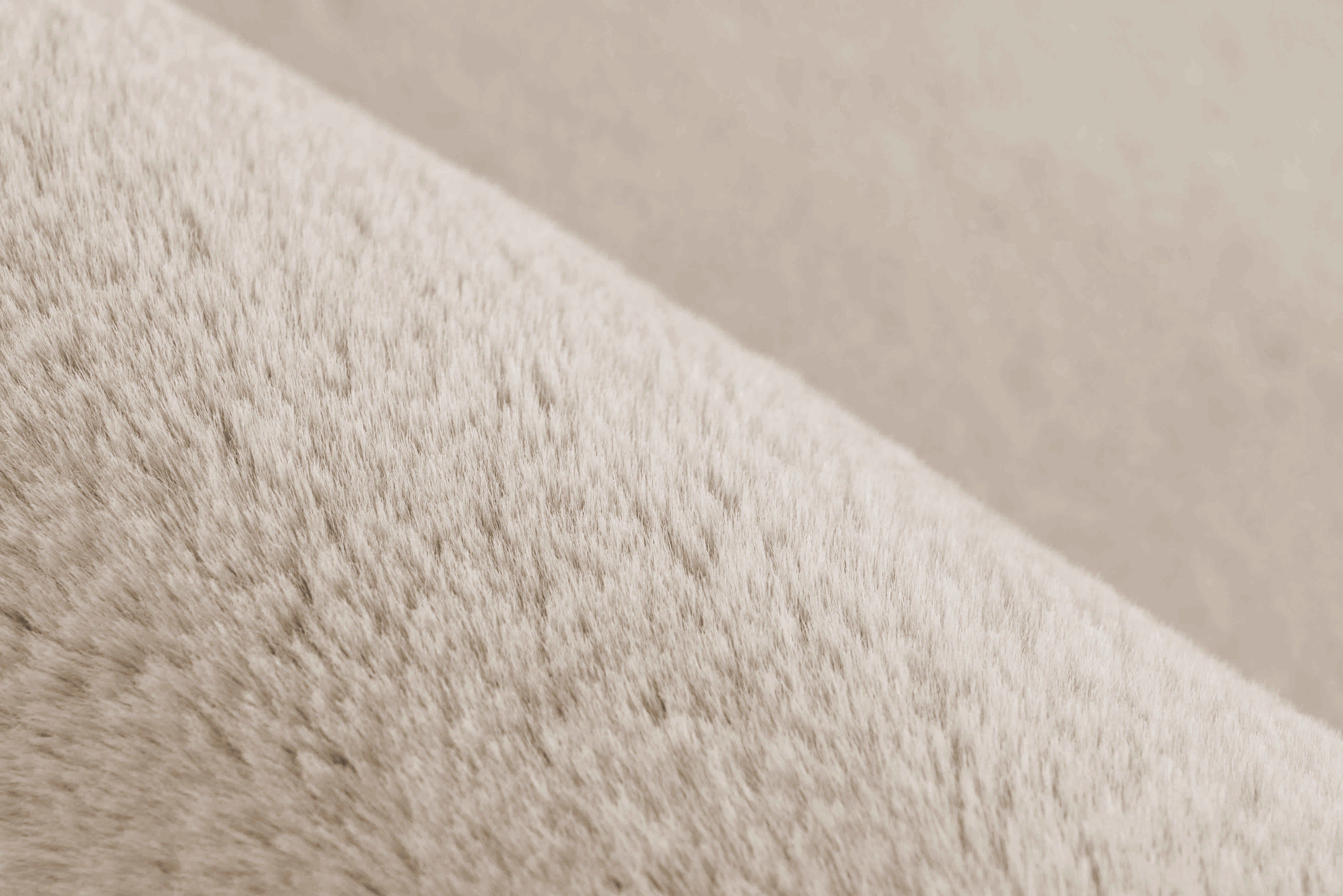 SOFT TOUCH BASIC PELSTÆPPE, 700 LYS BEIGE