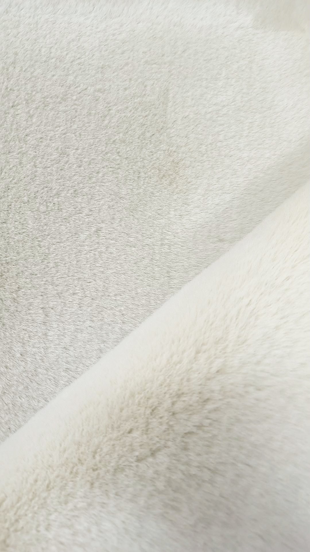 LUKSUS PELSTÆPPE, SOFT TOUCH 900 IVORY