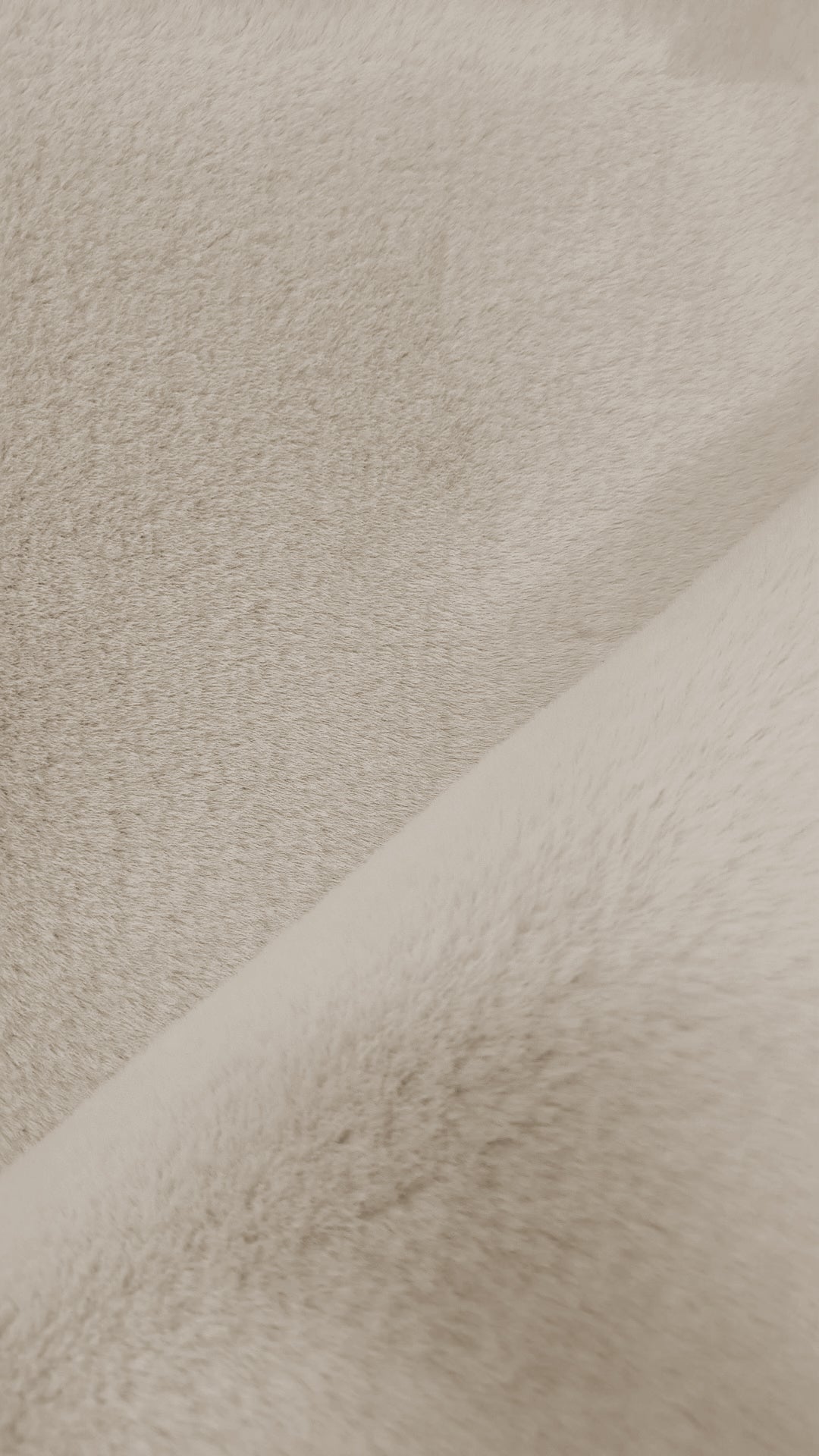 SOFT TOUCH DELUXE PELSTÆPPE, 900 LYS BEIGE