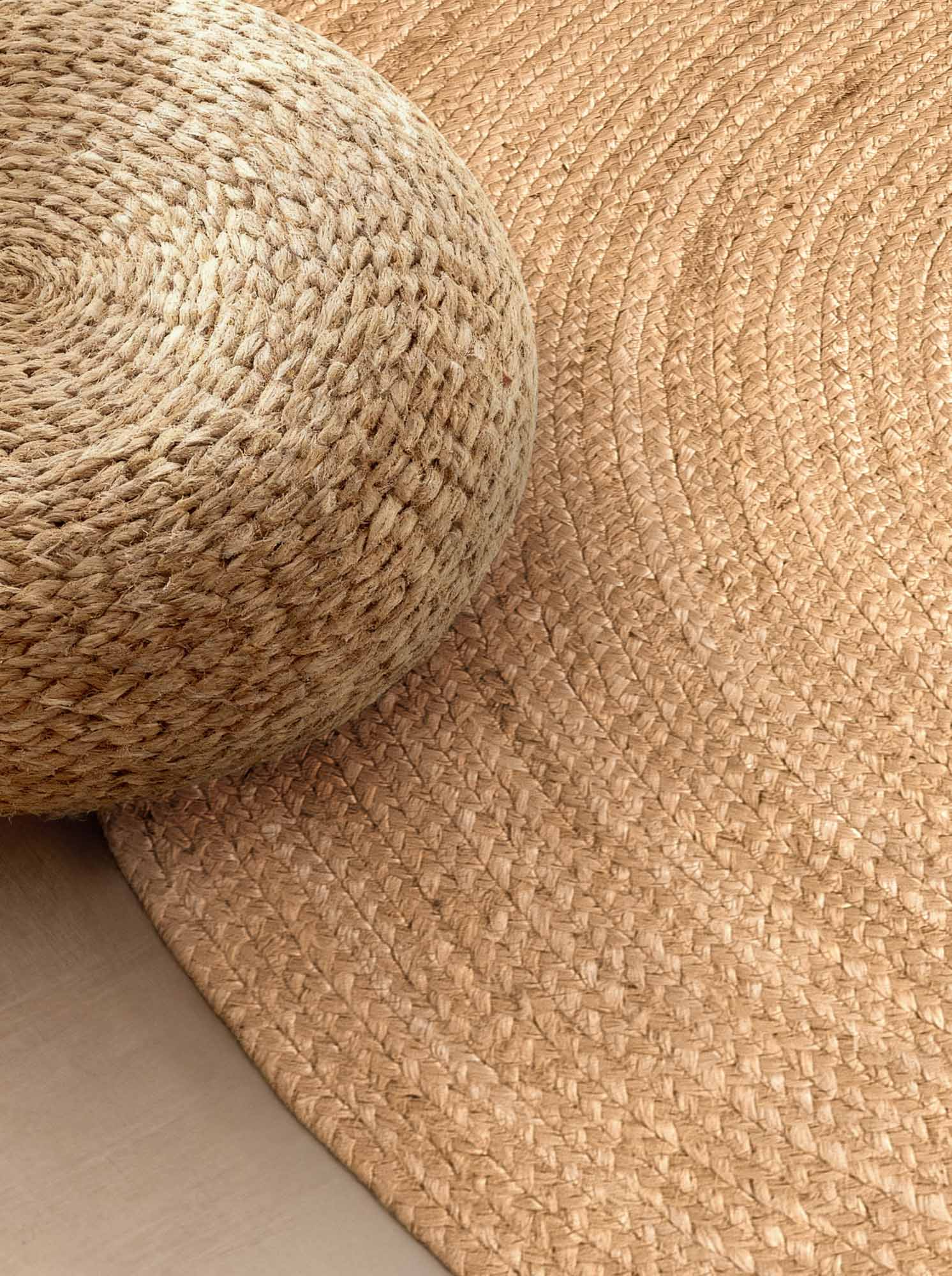 JUTE FLETTET TÆPPE RANGPUR OVAL, NATURLIG-GYLDEN