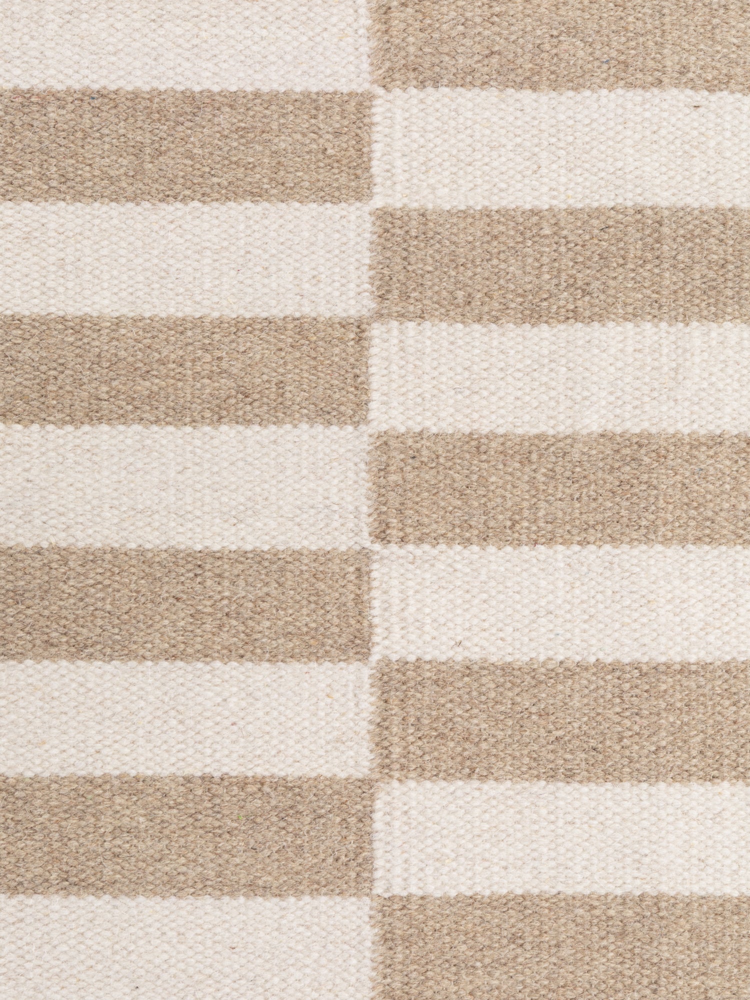 VIKA ULDTÆPPE, BEIGE-NATURHVID