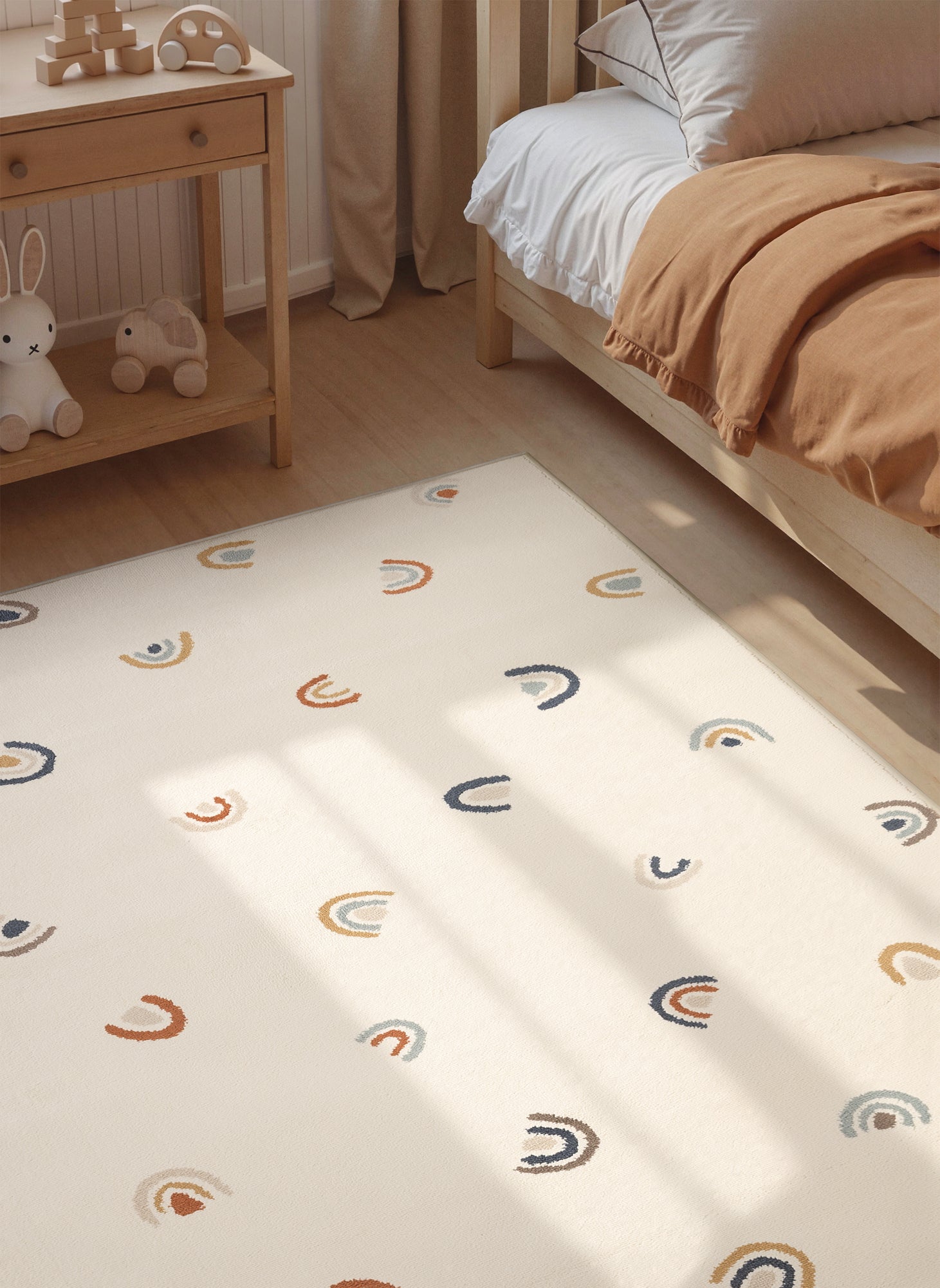 EVENTYR BØRNETÆPPE RAVI, CREME MULTI