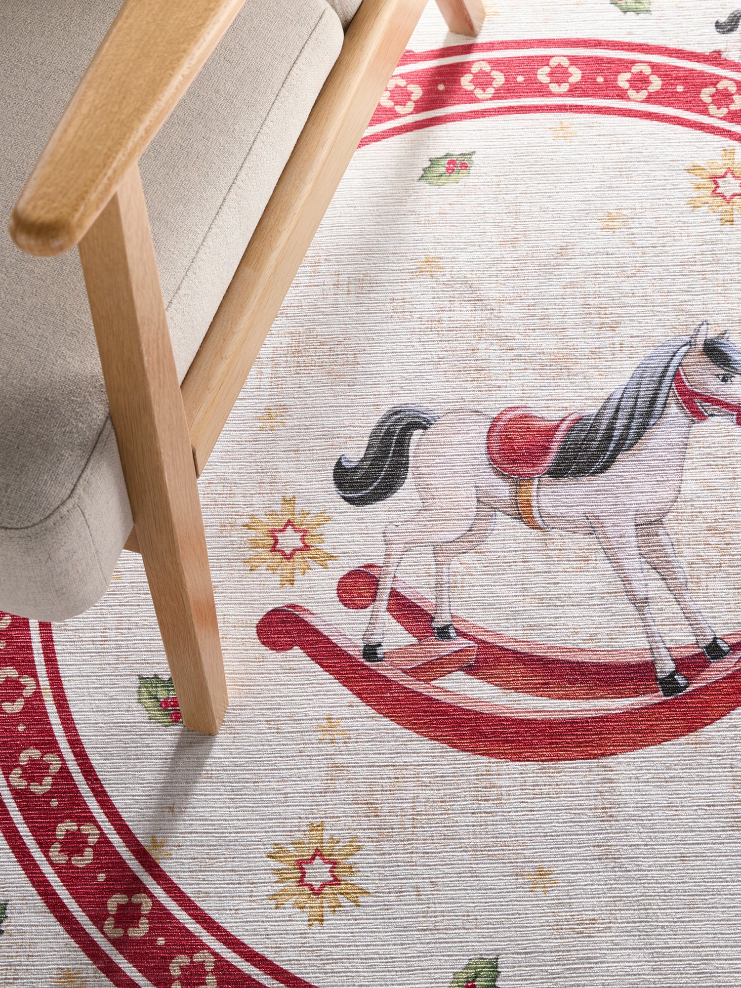 VILLEROY & BOCH TOY'S DELIGHT LIMITED EDITION JULETÆPPE, GYNGEHEST CREME-RØD
