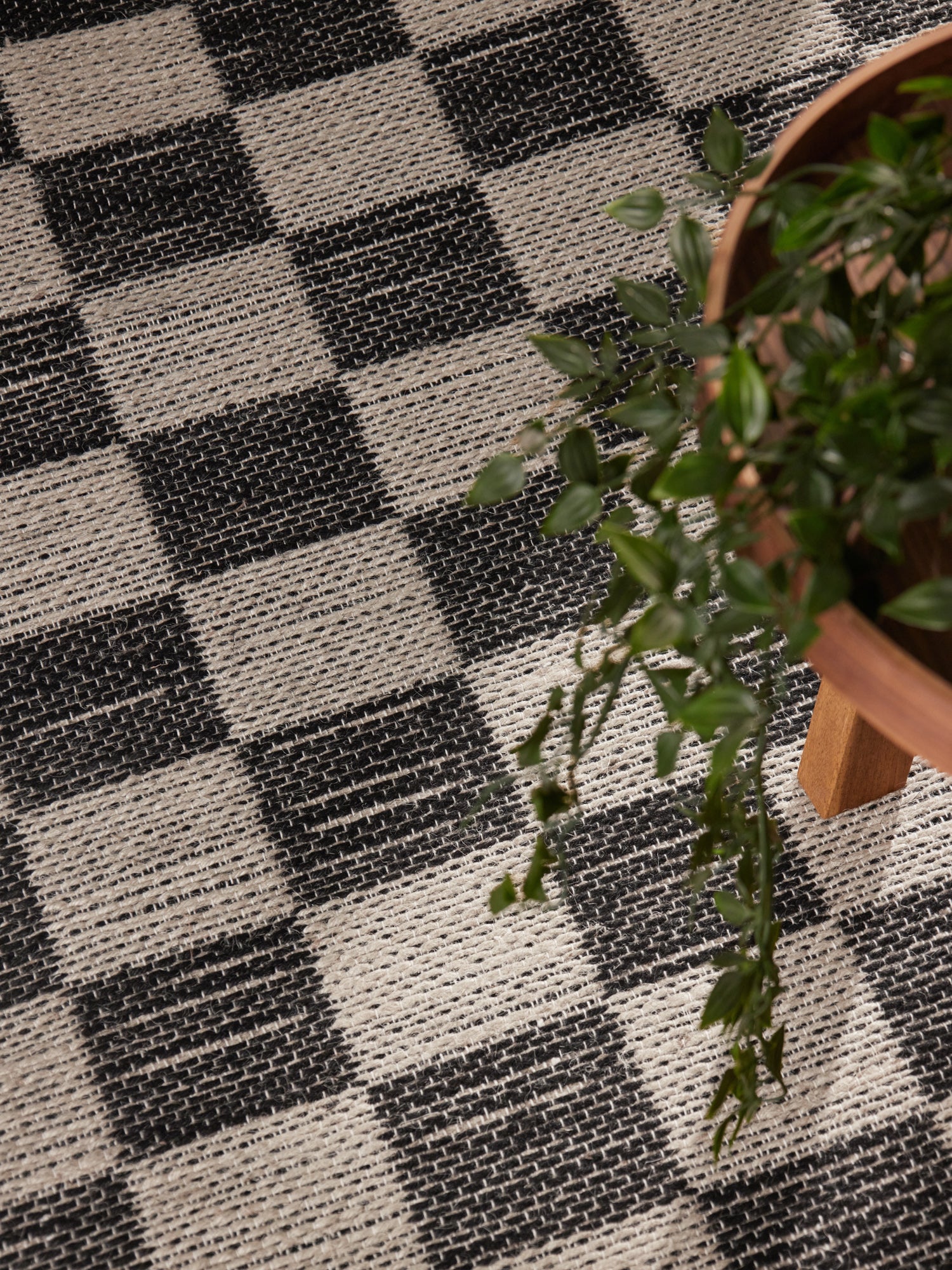 HANDLOOM JUTE TÆPPE REX, NATURLIG HVID-SORT