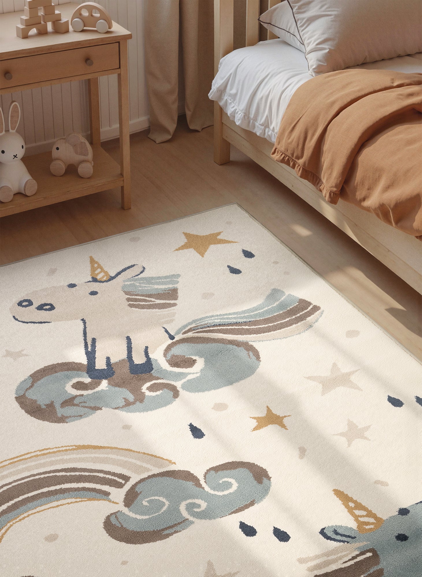 EVENTYR BØRNETÆPPE EINHORN, CREME MULTI